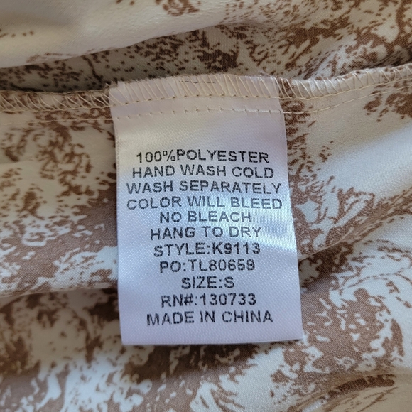 Women's Midi Elegant Dress - Picture 7 of 8